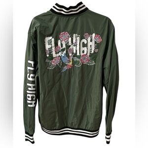 Switch Remarkable Fly High green nylon snap jacket embroidered size X-Large
